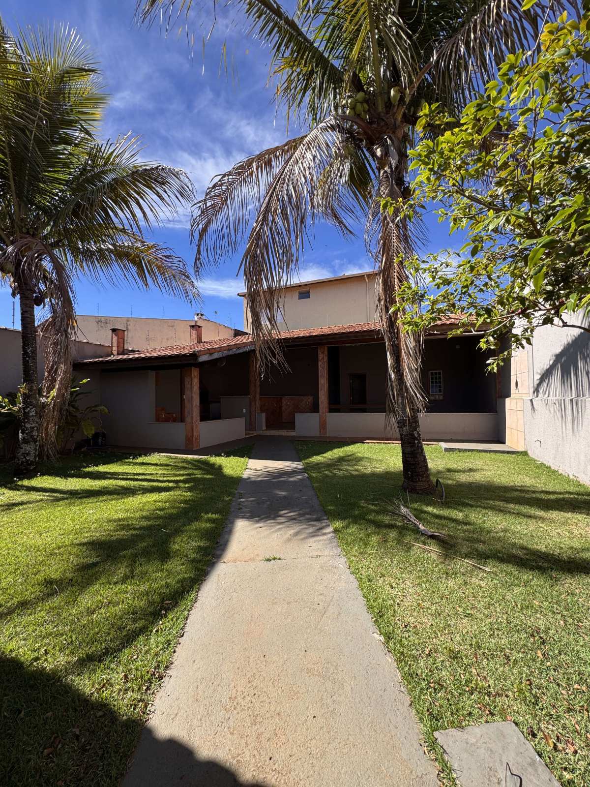 Casa à venda com 4 quartos, 330m² - Jardim Noêmia,Franca