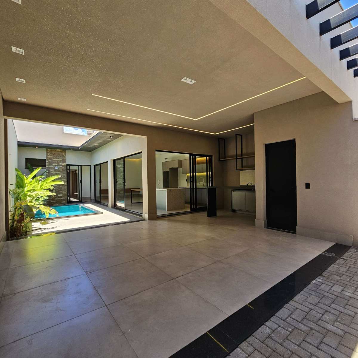 Casa à venda com 3 quartos, 138m² - Bairro Vila Industrial,Franca