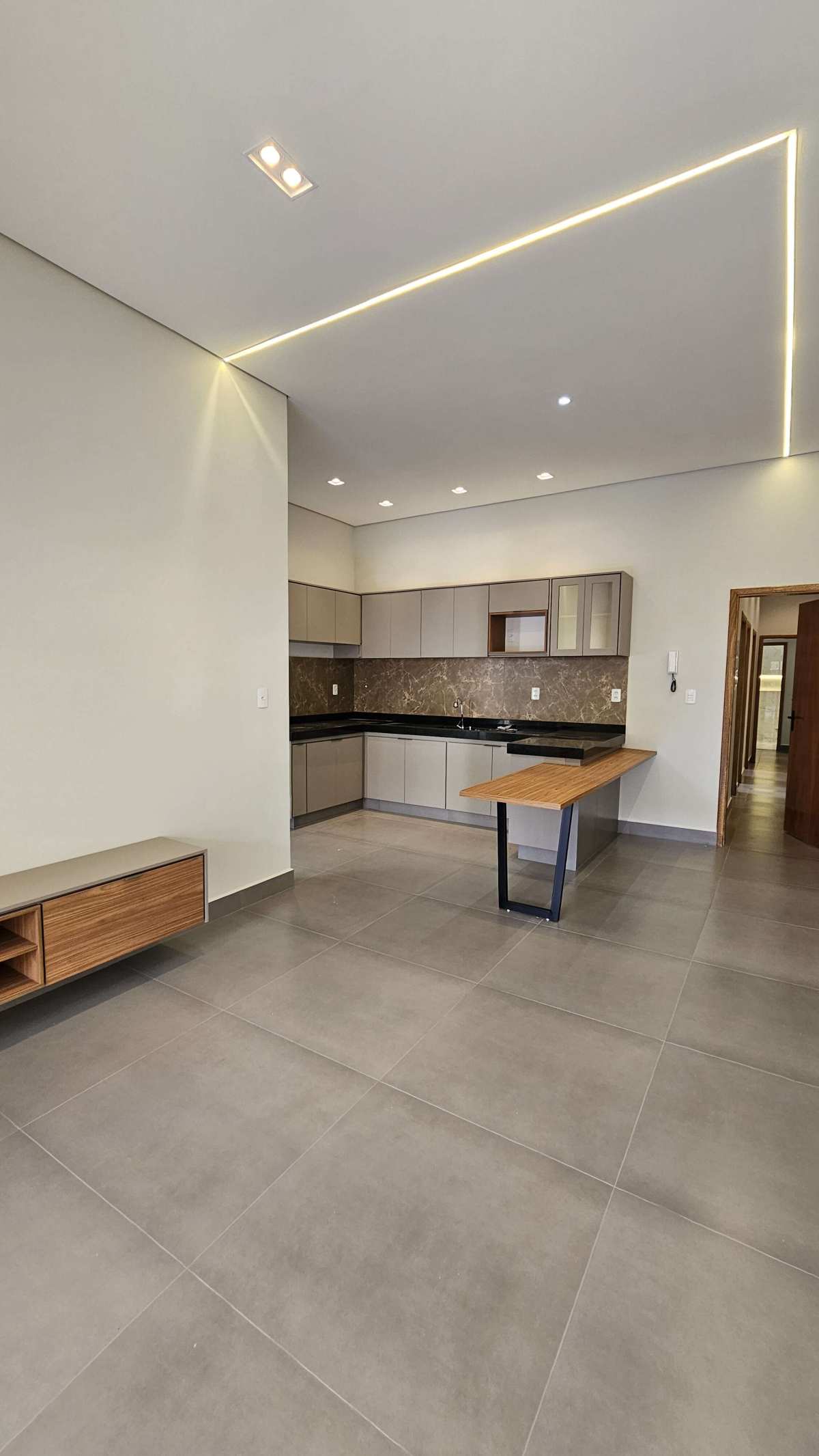 Casa à venda com 3 quartos, 100m² - Cidade Nova .,Franca