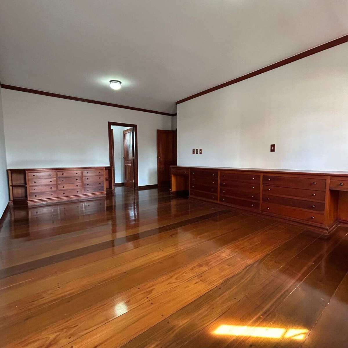  - Casa à venda em Franca, Vila Flores, com 4 quartos, 594m²