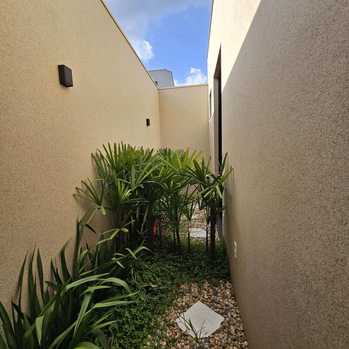  - Casa à venda, Residencial Telini, com 3 quartos, 184m²