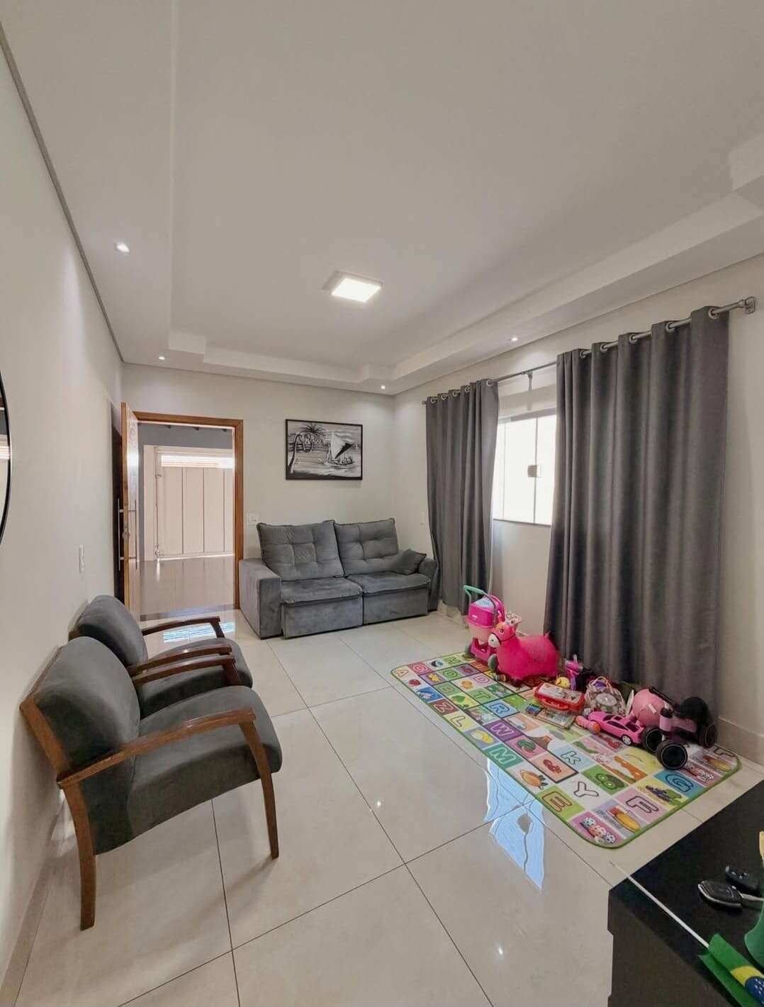 Casa à venda com 3 quartos, 180m² - Jardim Dermínio,Franca