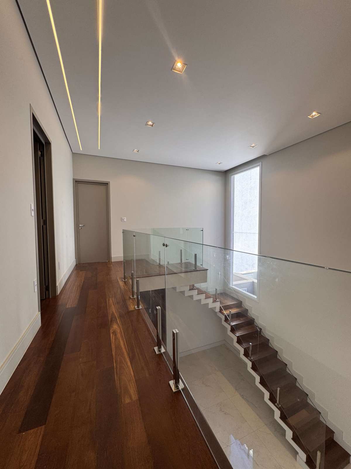 - Casa de condomínio à venda em Franca, Reserva Santa Giorgina, com 4 quartos, 319m²