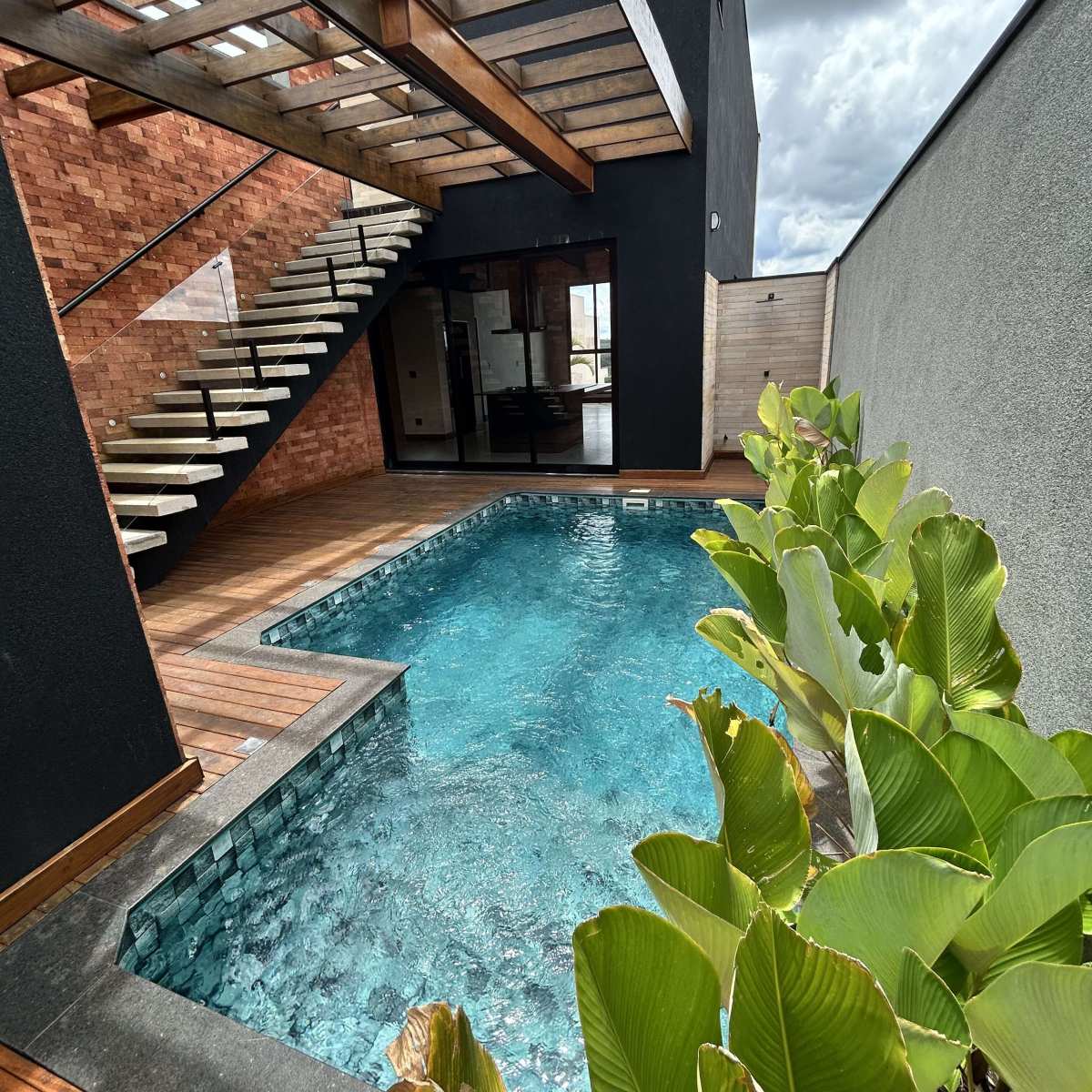 Casa de condomínio Villa Piemonte à venda em Franca, com 3 quartos, 356,52m² - Três Colinas Imóveis