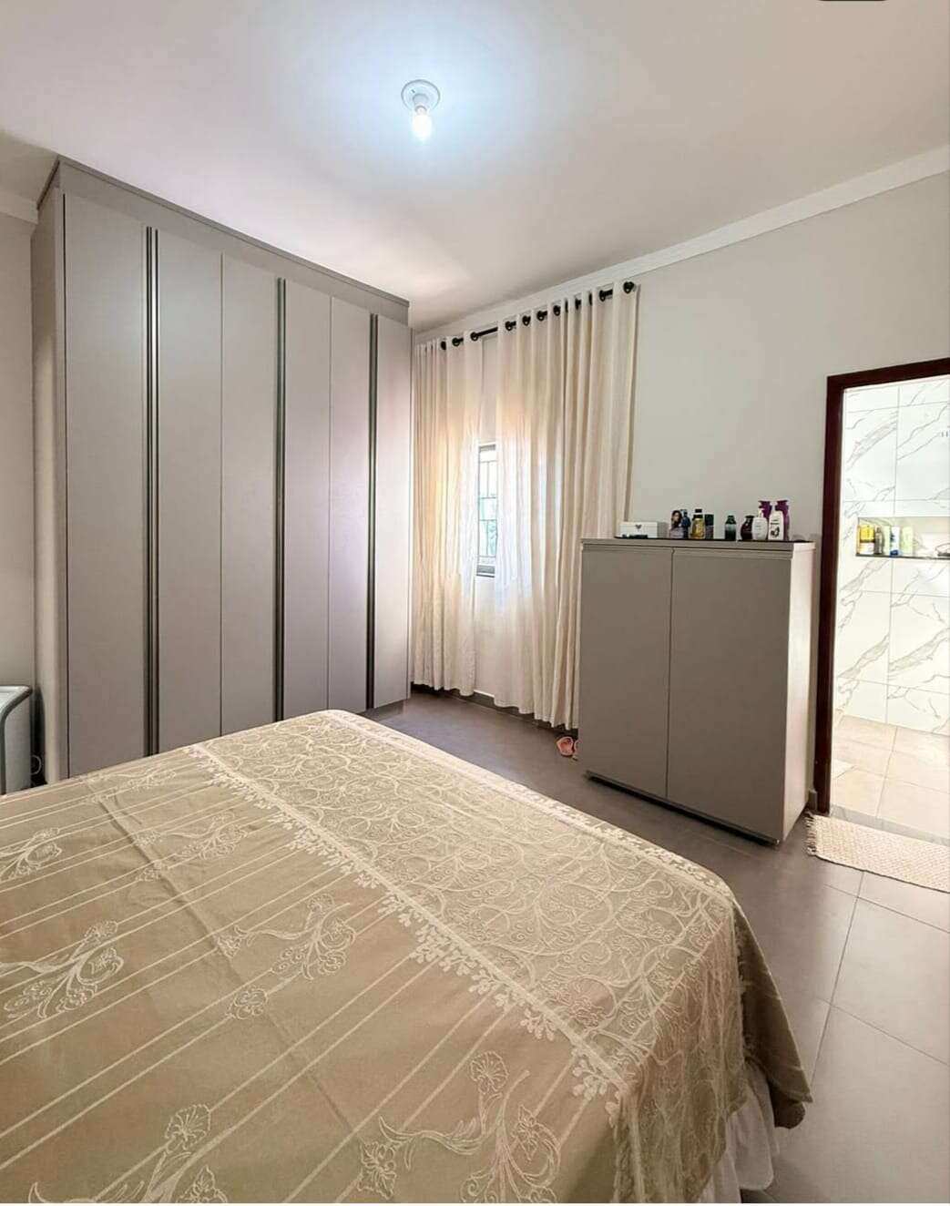 Casa à venda, com 3 quartos, 153m² - Três Colinas Imóveis