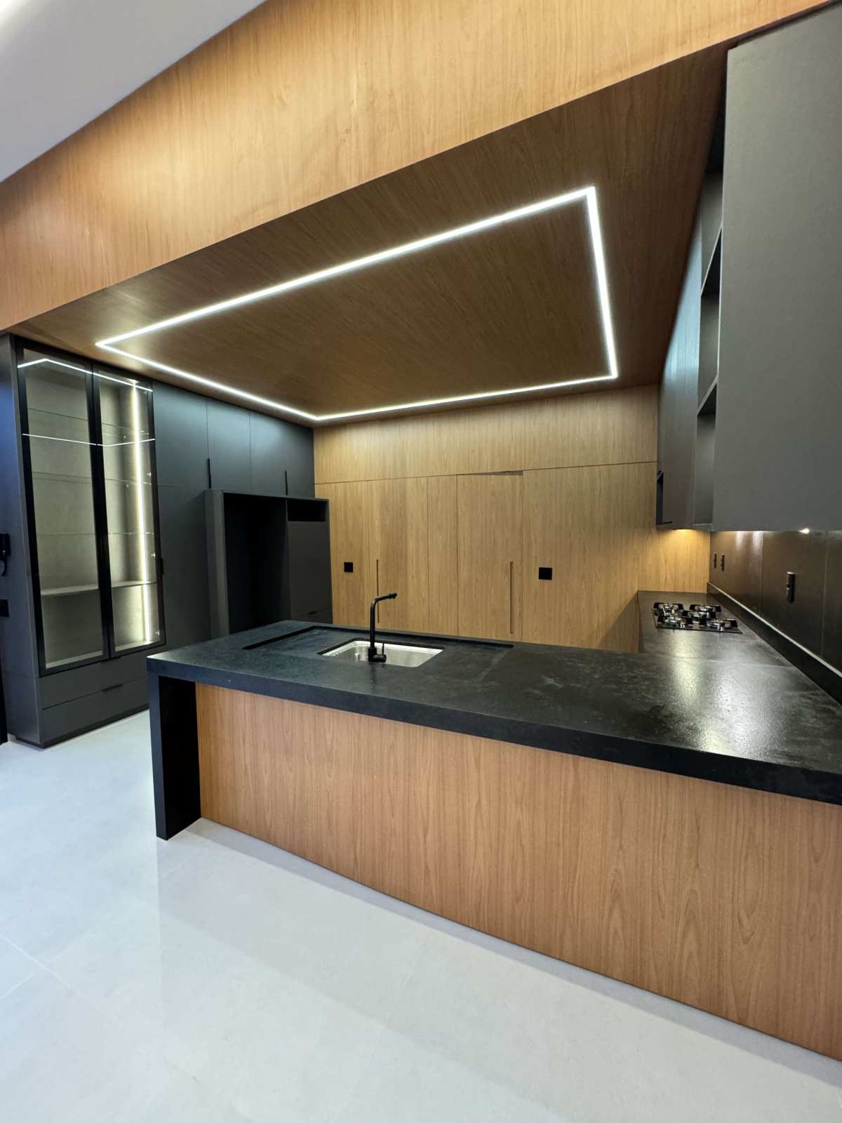 Casa à venda com 3 quartos, 191m² - Residencial Colina do Espraiado,Franca