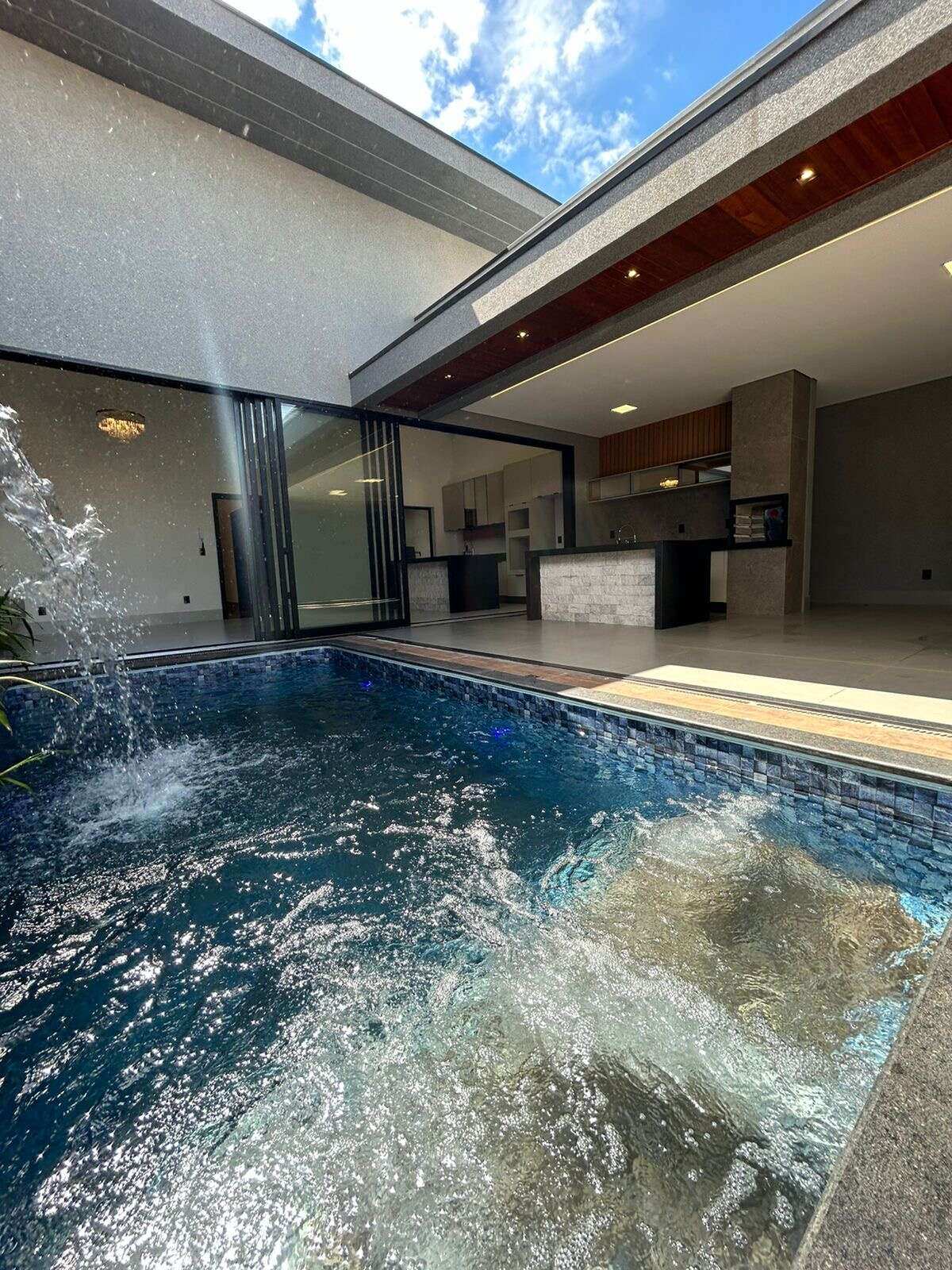 Casa à venda com 3 quartos, 141,86m² - Jardim Natal I,Franca